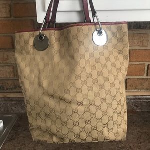 Gucci shoulder tote